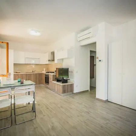 Appartamenti Vicino Al Mare Civitanova Marche Exterior foto